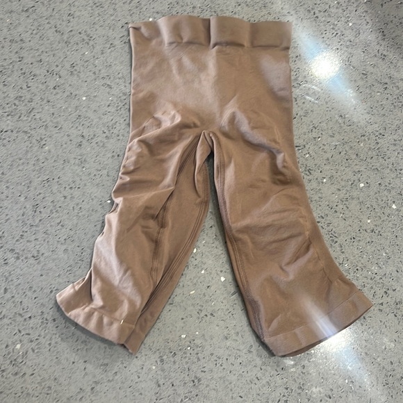 SKIMS Other - Skims shapewear